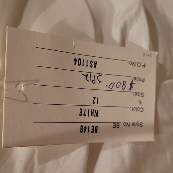 Gathered pleated sweetheart feather beaded Rhinestones lace applique bridal gown - Picture 10 of 12